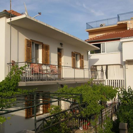 Apartment Antonija Primošten Zewnętrze zdjęcie