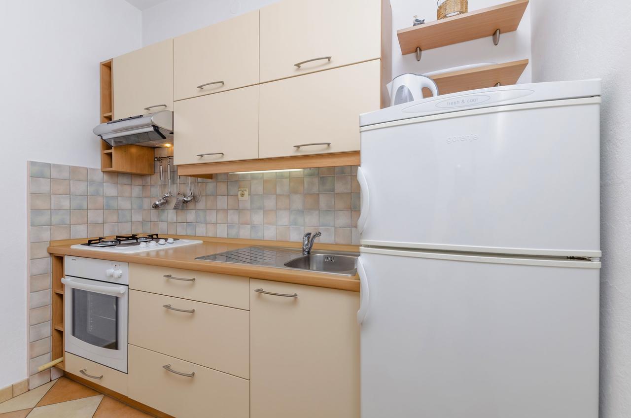Apartment Antonija Primošten Zewnętrze zdjęcie