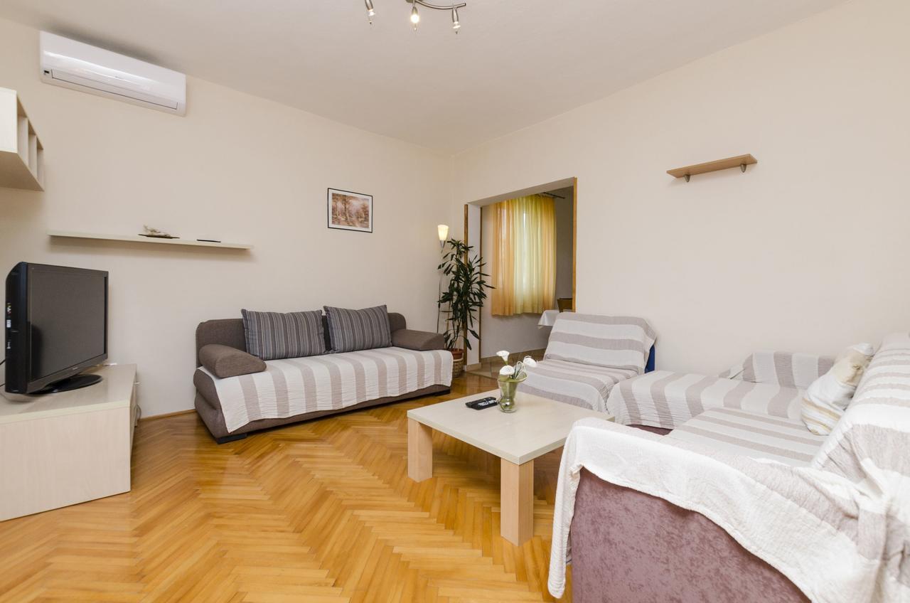 Apartment Antonija Primošten Zewnętrze zdjęcie