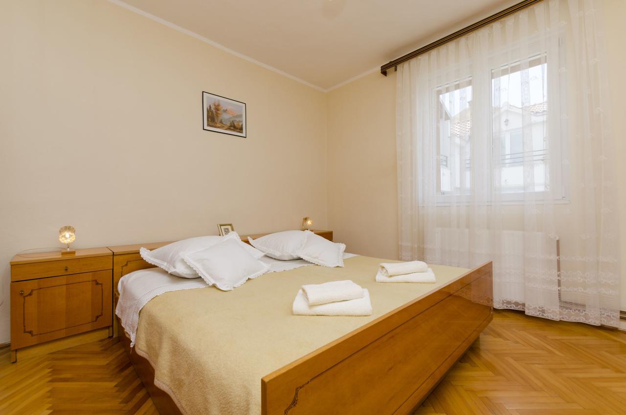 Apartment Antonija Primošten Zewnętrze zdjęcie