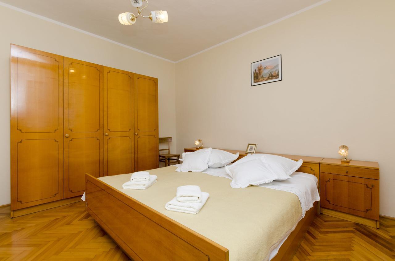 Apartment Antonija Primošten Zewnętrze zdjęcie