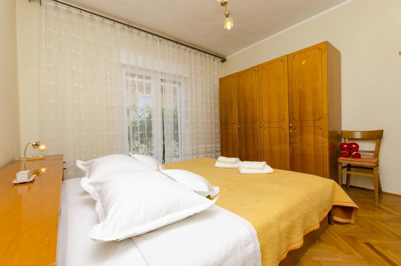 Apartment Antonija Primošten Zewnętrze zdjęcie